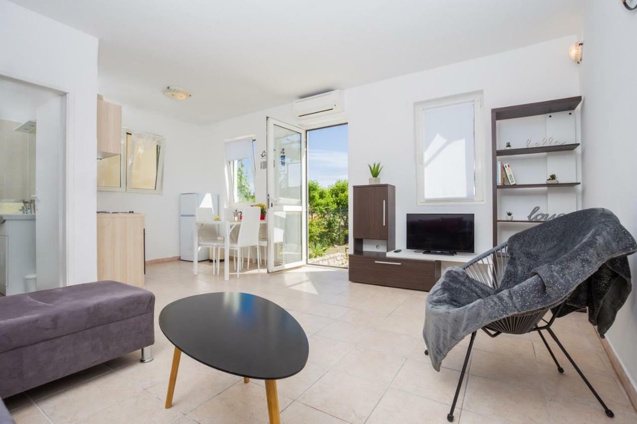 Apartment Kucera 로비니 외부 사진