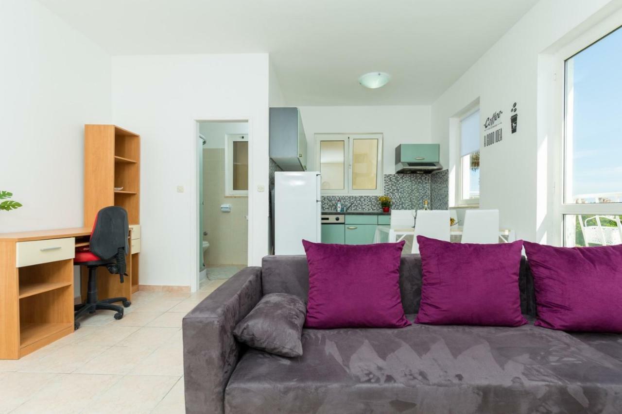 Apartment Kucera 로비니 외부 사진